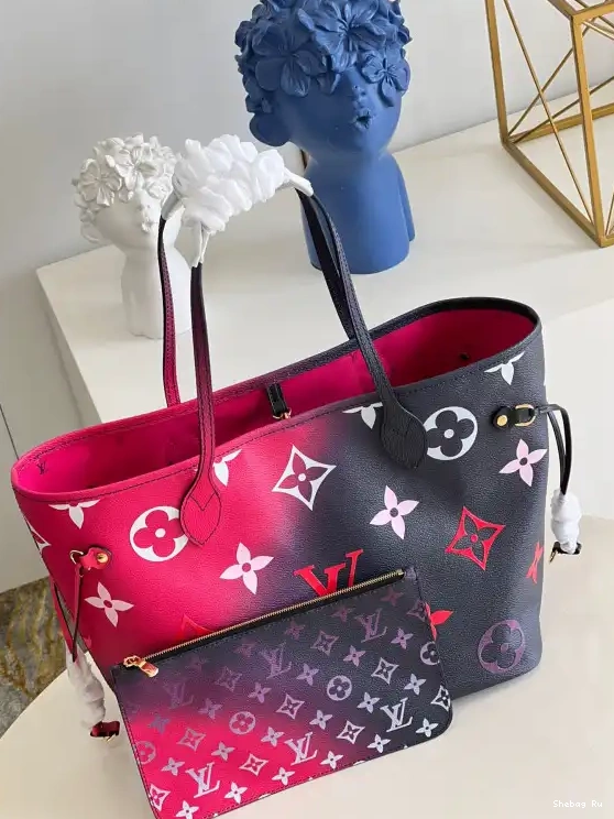MM VUITTON NEVERFULL LOUIS 0630